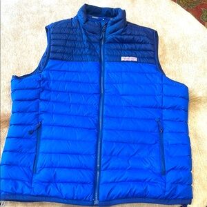 Pre loved Vineyard vines size large men’s down Vest. Used condition